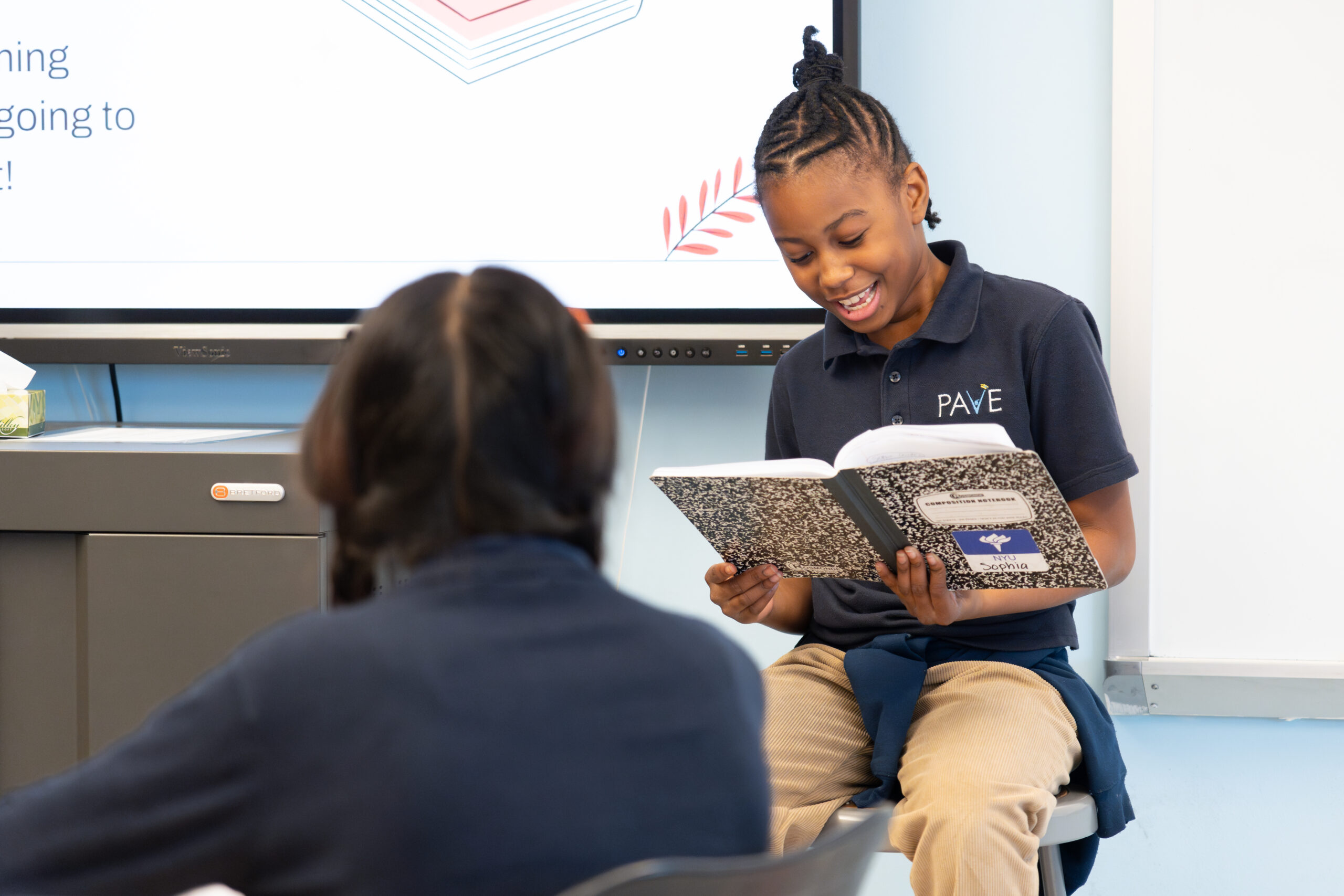 MS_5th_student_readingtoclass2